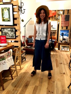 「FREAK'S STORE（フリークスストア）のorslow/オアスロウ　JANIS                           （Denim pants、ブルー系）」を使った、石野 由佳さん（レディース）の夏コーディネート