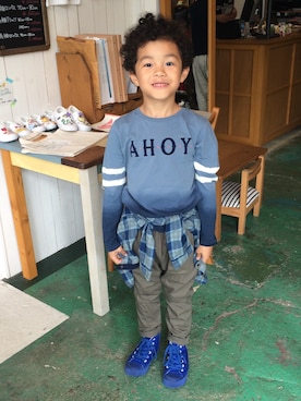 「SCOTCH & SODA（スコッチ アンド ソーダ）のアイテム（トップス）」を使った、MonkeyKOUさん（キッズ・120cm）の秋コーディネート