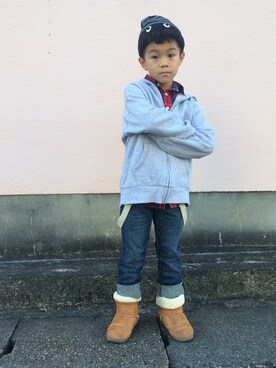 「GYMBOREE（ジンボリー）のアイテム（パーカー、グレー系）」を使った、MonkeyKOUさん（キッズ）の冬コーディネート