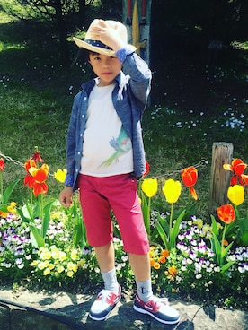 「How to Kiss a Frog（ハウトゥキスアフロッグ）のアイテム」を使った、MonkeyKOUさん（キッズ・120cm）の春コーディネート