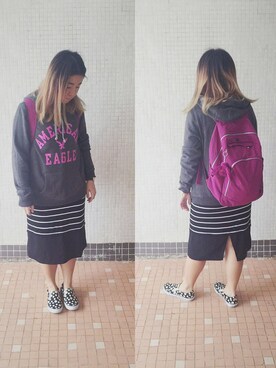 「H&M（エイチ・アンド・エム）のアイテム（モカシン/デッキシューズ）」を使った、Emma Suenさん（レディース・156cm）の秋コーディネート