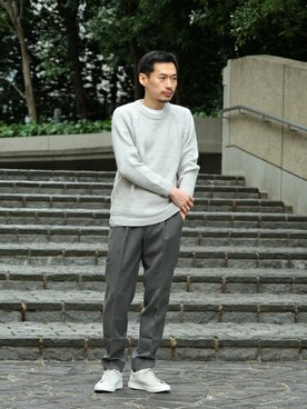 「BEAUTY&YOUTH UNITED ARROWS（ビューティーアンドユースユナイテッドアローズ）のBY ミスト ダイ クルーネックニット（ニット/セーター、グレー系）」を使った、Masaki Meguroさん（メンズ・171cm）の春コーディネート