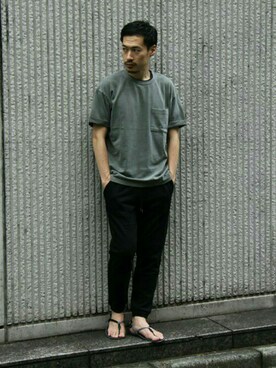「BEAUTY&YOUTH UNITED ARROWS（ビューティーアンドユースユナイテッドアローズ）のBY ∴ ピグメント フォルム カットソー（Tシャツ/カットソー、グリーン系）」を使った、Masaki Meguroさん（メンズ・171cm）の夏コーディネート