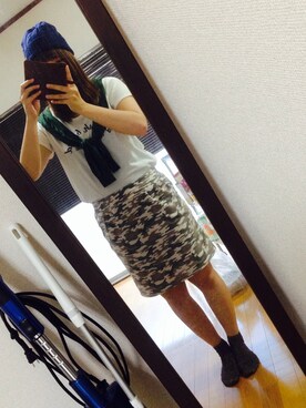 「THE EMPORIUM（ジエンポリアム）のアイテム（Tシャツ/カットソー、ホワイト系）」を使った、みーあに。さん（レディース・160cm）の夏コーディネート