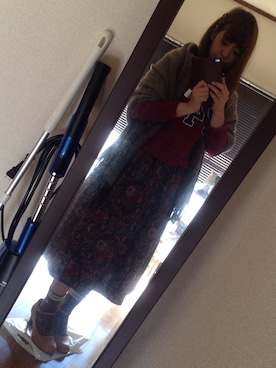 「THE EMPORIUM（ジエンポリアム）のアイテム（スウェット、レッド系）」を使った、みーあに。さん（レディース・160cm）の秋コーディネート