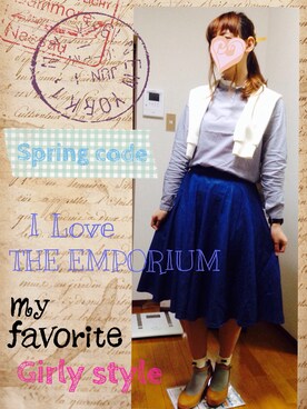 「THE EMPORIUM（ジエンポリアム）のアイテム（シャツ/ブラウス、ブルー系）」を使った、みーあに。さん（レディース・160cm）の春コーディネート