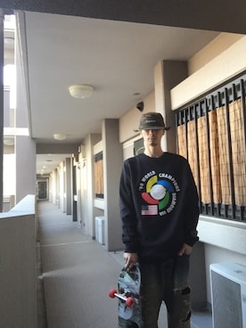 「palace」｜「アイテム（その他）」を使った、🍁💩swipe💩🍁さん（メンズ・177cm）の秋コーディネート