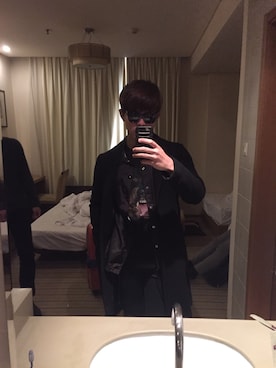 「GIVENCHY」｜「アイテム（その他アウター）」を使った、Fumitaka  さん（メンズ・182cm）の冬コーディネート