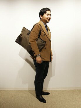 「Felisi（フェリージ）のトートバッグ12/2/DS+NK（トートバッグ、グリーン系）」を使った、六本木店スタッフさん（メンズ・170cm）の冬コーディネート