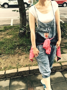 「MIZUNO（ミズノ　）のアイテム（ジャケット/アウター）」を使った、米多粒さん（レディース・160cm）の春コーディネート