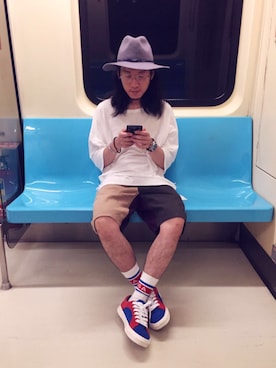 「にゃー（ニャー）のアイテム（その他）」を使った、TomTaiさん（メンズ・172cm）の春コーディネート