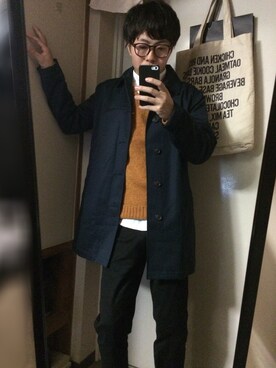 「白シャツ×ニット」｜「アイテム（ステンカラーコート）」を使った、moto.さん（メンズ・161cm）の冬コーディネート