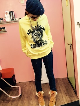 「アイテム（ヘアゴム）」を使った、MINAKOさん（レディース・160cm）の冬コーディネート