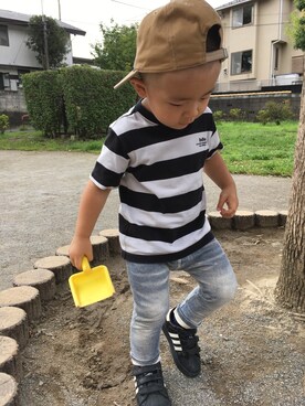 「アイテム（キャップ）」を使った、tyler♡さん（キッズ・90cm）の秋コーディネート
