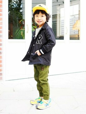 「RADCHAP（ラッドチャップ）のアイテム（ナイロンジャケット）」を使った、BRANSHESさん（キッズ・113cm）の春コーディネート