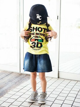 「skeegee（スキージー）のアイテム」を使った、BRANSHESさん（キッズ・106cm）の春コーディネート