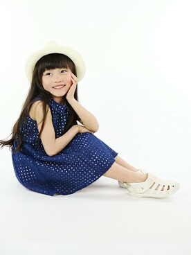 「ブルー x ホワイト」｜「アイテム（ワンピース/ドレス）」を使った、BRANSHESさん（キッズ・110cm）の春コーディネート