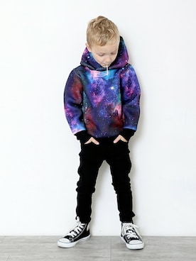 「アイテム（パーカー）」を使った、BRANSHESさん（キッズ・108cm）の秋コーディネート