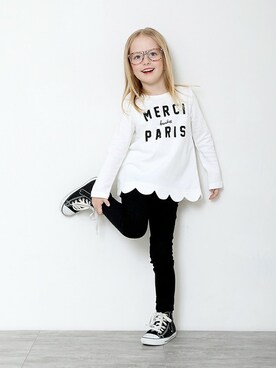 「スカラップ」｜「アイテム（スウェット）」を使った、BRANSHESさん（キッズ・110cm）の秋コーディネート