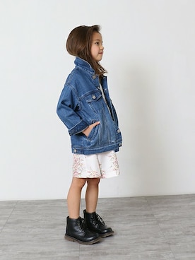 「アイテム（デニムジャケット）」を使った、BRANSHESさん（キッズ・107cm）の冬コーディネート