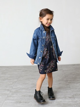 「アイテム（デニムジャケット）」を使った、BRANSHESさん（キッズ・107cm）の冬コーディネート