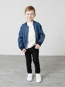 「アイテム（デニムジャケット）」を使った、BRANSHESさん（キッズ・110cm）の冬コーディネート