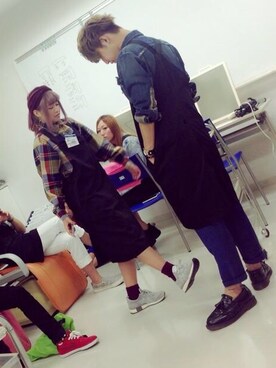 「Onitsuka Tiger（オニツカタイガー）のOnitsuka Tiger TIGER ALLIANCE	（スニーカー、グレー系）」を使った、ふじき あやじゅさん（レディース・154cm）の秋コーディネート