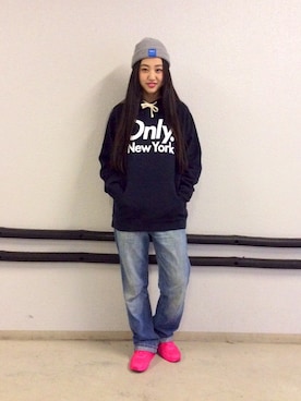 岡本彩さんのコーディネート