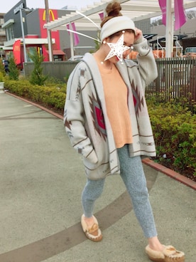 「スエット」｜「アイテム（モカシン/デッキシューズ）」を使った、lili  さん（レディース・161cm）の冬コーディネート