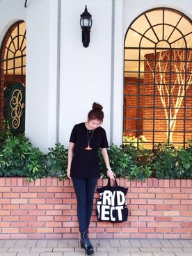 「Jeffrey Campbell（ジェフリーキャンベル）のアイテム（その他シューズ）」を使った、Nicole さん（レディース・163cm）の夏コーディネート