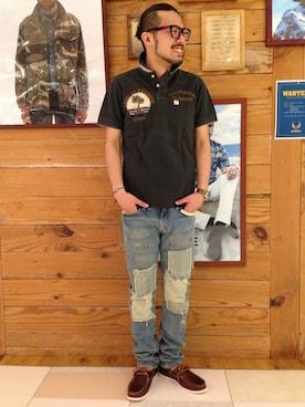 「AVIREX（アヴィレックス）のアイテム（モカシン/デッキシューズ）」を使った、RYO-TAさん（メンズ・177cm）の春コーディネート