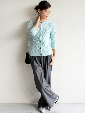 「BEAUTY&YOUTH UNITED ARROWS（ビューティーアンドユースユナイテッドアローズ）のBYBC ∵3Gケーブルカーディガン（カーディガン/ボレロ、ブルー系）」を使った、BEAUTY&YOUTH オフィススタッフ 01さん（レディース・164cm）の秋コーディネート