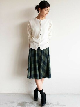 「BEAUTY&YOUTH UNITED ARROWS（ビューティーアンドユースユナイテッドアローズ）のBYMC FIVEBROTHER ネルチェックスカート　◆◆（スカート、グリーン系）」を使った、BEAUTY&YOUTH オフィススタッフ 01さん（レディース・164cm）の冬コーディネート