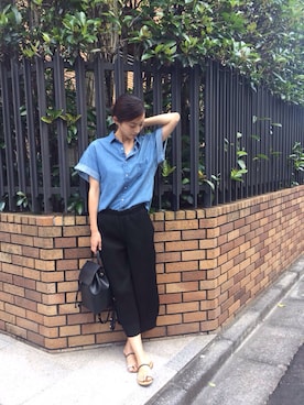 「ダンガリーシャツ」｜「アイテム（サンダル）」を使った、BEAUTY&YOUTH オフィススタッフ 01さん（レディース・164cm）の夏コーディネート