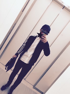「アイテム（ジャージ）」を使った、aさん（メンズ・173cm・10代）の冬コーディネート