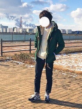 「ケーブルニット」｜「アイテム（マウンテンパーカー）」を使った、きゃめるさん（メンズ・174cm）の冬コーディネート