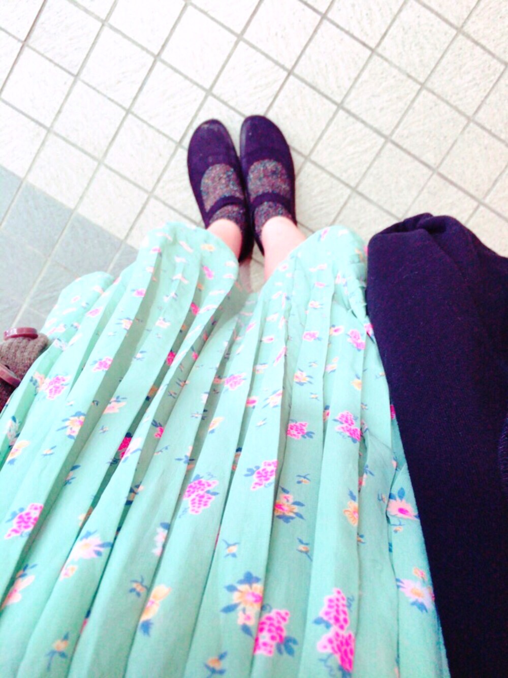 「古着のアイテム（ワンピース、グリーン系）」を使った、eetanさん（レディース・160cm）の春コーディネートの1枚目の写真
