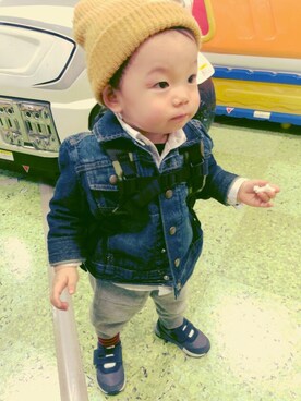 「スウェット×シャツ」｜macojinさん（キッズ・80cm）の冬コーディネート