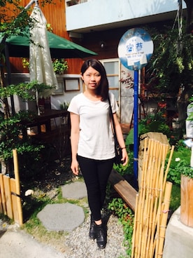 許依婷さんのコーディネート