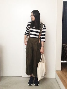 「SPERGA（スペルガ）のアイテム（バッグ）」を使った、CA★RIさん（レディース・163cm）の秋コーディネート