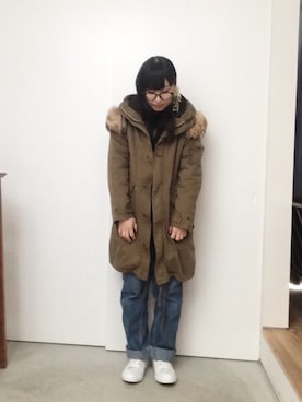 「ペインターパンツ」｜「アイテム（モッズコート）」を使った、CA★RIさん（レディース・163cm）の冬コーディネート