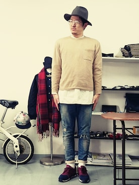 omiさんの（COMOLI | コモリ）を使ったコーディネート