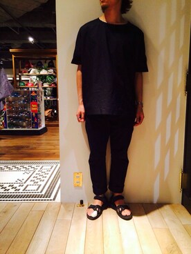 「BASISBROEK（バシスブルック）のアイテム（Tシャツ/カットソー）」を使った、まつこうさん（メンズ・168cm）の夏コーディネート