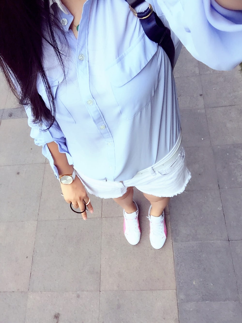 「Runwayloftのアイテム（シャツ/ブラウス、ブルー系）」を使った、sylvia_zouさん（レディース・171cm）の春コーディネートの1枚目の写真