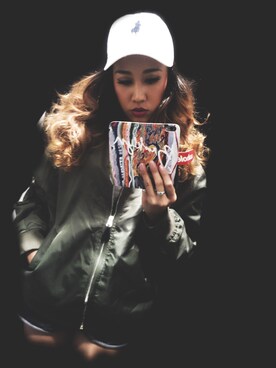 「アイテム（ナイロンジャケット、グリーン系）」を使った、YUMIOさん（レディース・153cm）の秋コーディネート