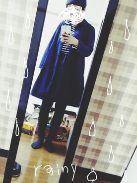 「雨の日」｜「アイテム（ステンカラーコート）」を使った、Rino . Aさん（レディース・163cm）の春コーディネート