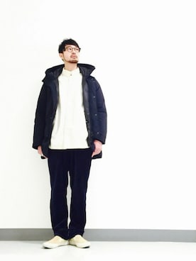 「ベロア」｜「アイテム（ダウンジャケット/コート）」を使った、Shirou Takemotoさん（メンズ・171cm）の秋コーディネート