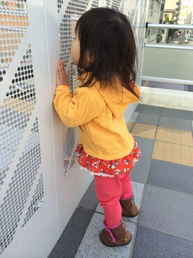 「H&M（エイチ・アンド・エム）のアイテム（レギンス/スパッツ、レッド系）」を使った、naohonoさん（レディース・80cm）の春コーディネート