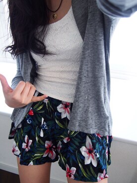 「Abercrombie&Fitch（アバークロンビーアンドフィッチ）のアイテム（カバーオール）」を使った、Amiさん（レディース・162cm）の春コーディネート