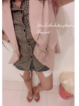 「TOMMY HILFIGER（トミーヒルフィガー）のアイテム（テーラードジャケット）」を使った、Katrina Jianさん（レディース・152cm）の夏コーディネート